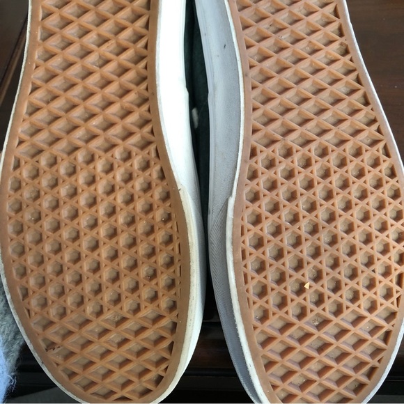 VANS Green Suede low-top Sneakers (size 9.0 Men/ 10.5 Women) - Picture 10 of 10